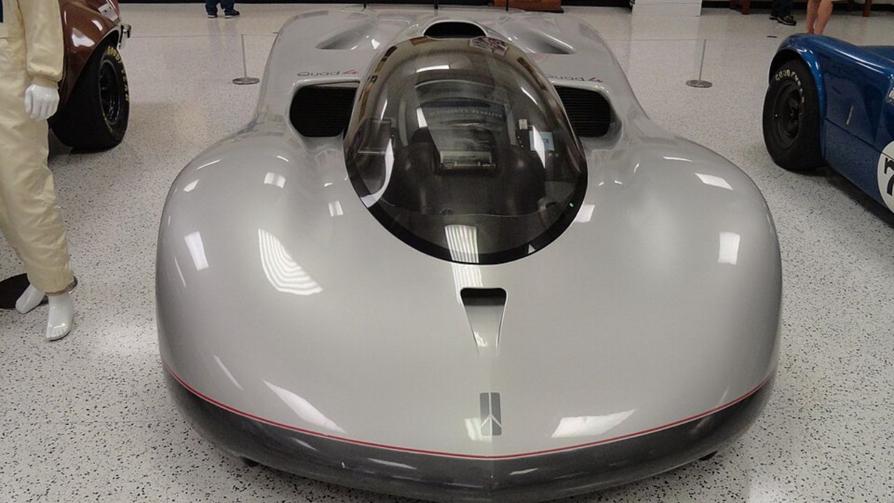 Oldsmobile Aerotech