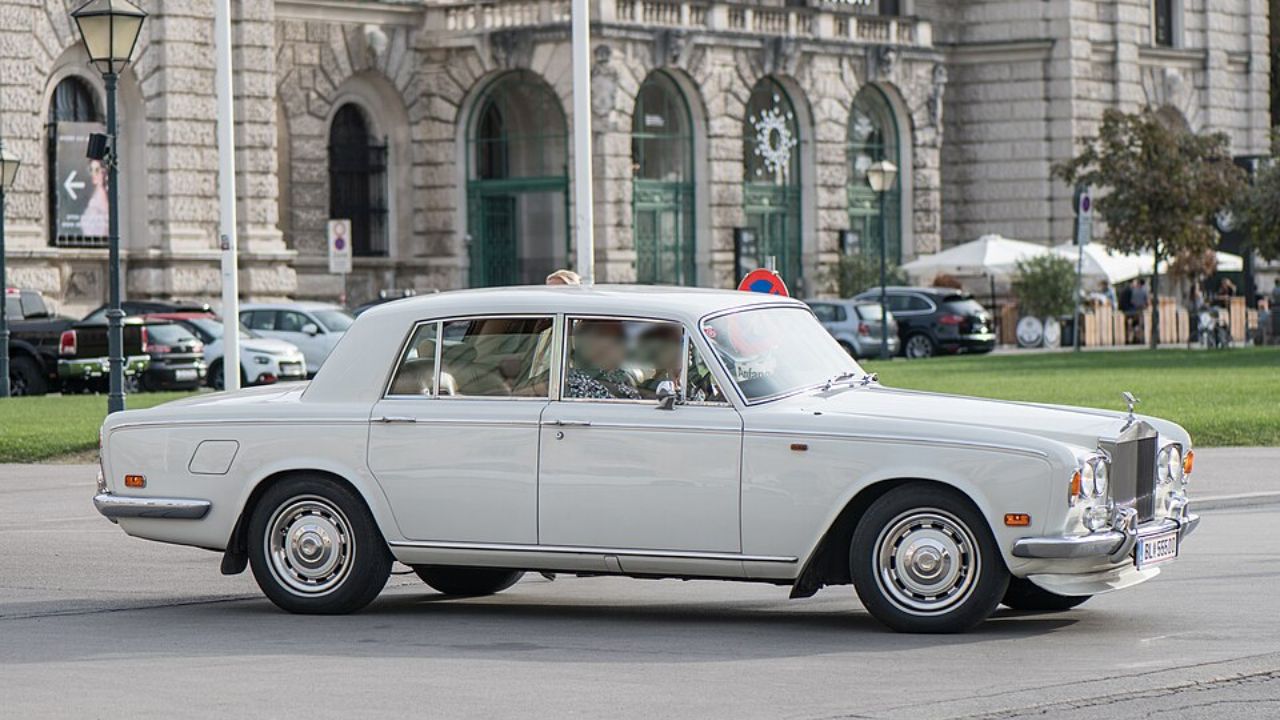 Rolls-Royce Silver Shadow