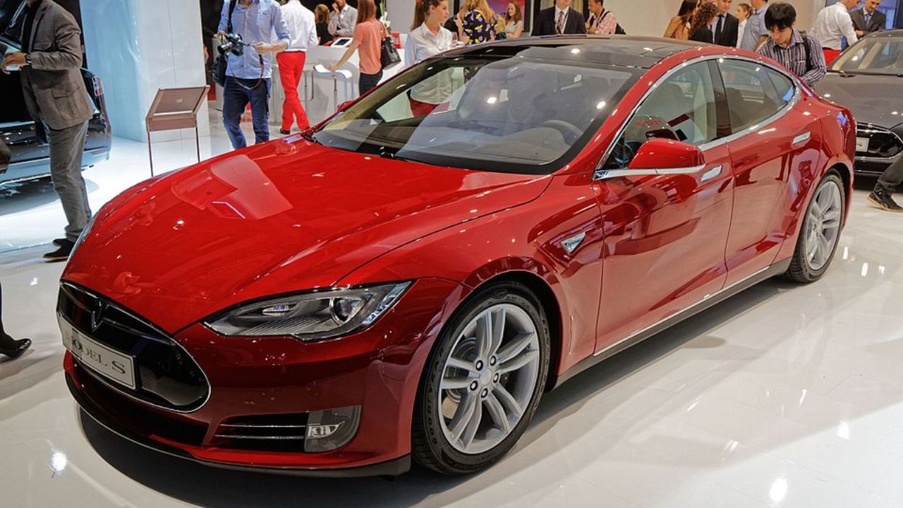 Tesla model S