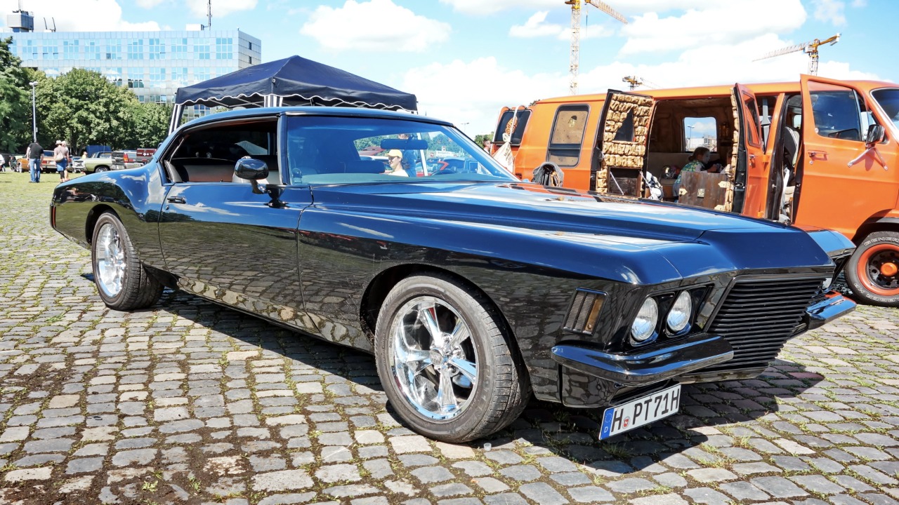 Image Credit: More Cars from Berlin, Germany - CC BY 2.0/Wiki Commons