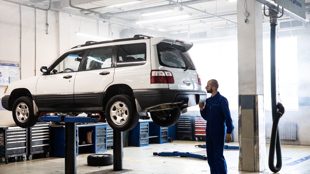 10 cars mechanics rarely warn buyers about