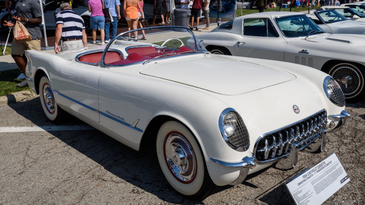 10 collector cars enthusiasts still love discovering