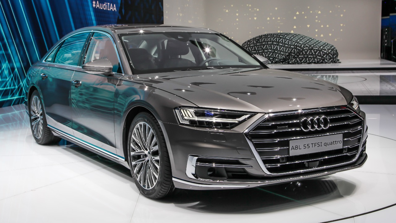 8 luxury cars that quietly outlasted changing trends