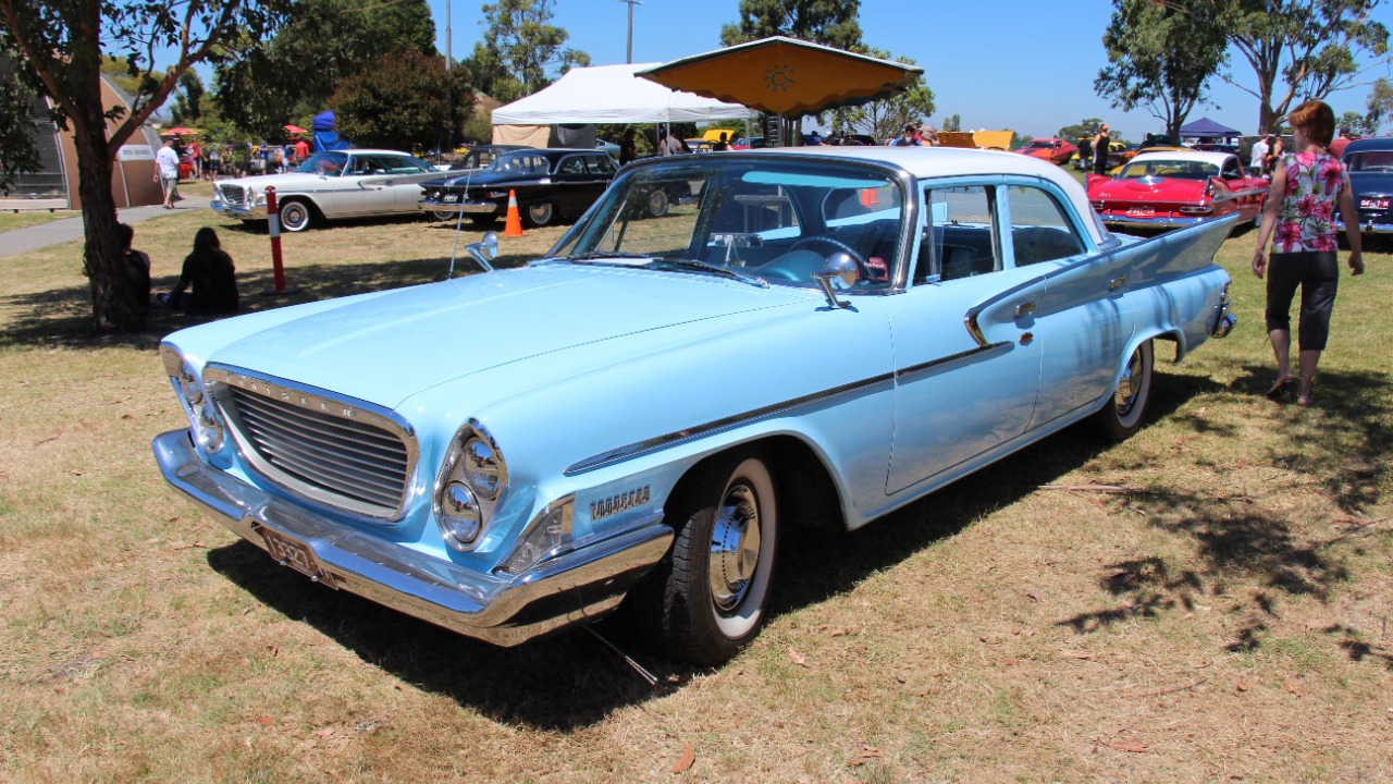 8 classic cars from the tailfin era that still look futuristic today