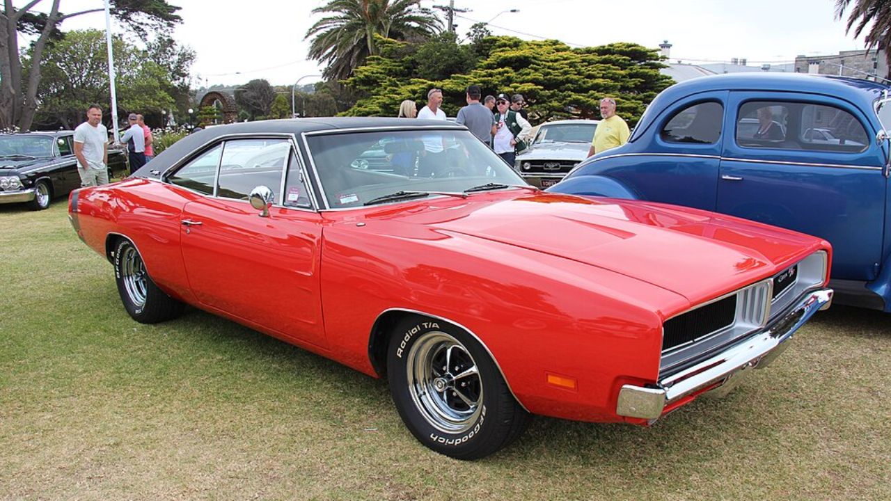 1969 Dodge Charger R/T with 426 Hemi