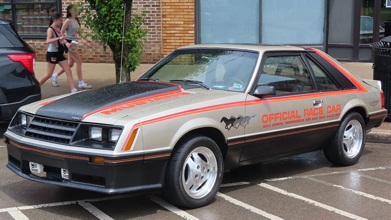 1979 Ford Mustang Indy 500 Pace Car replica