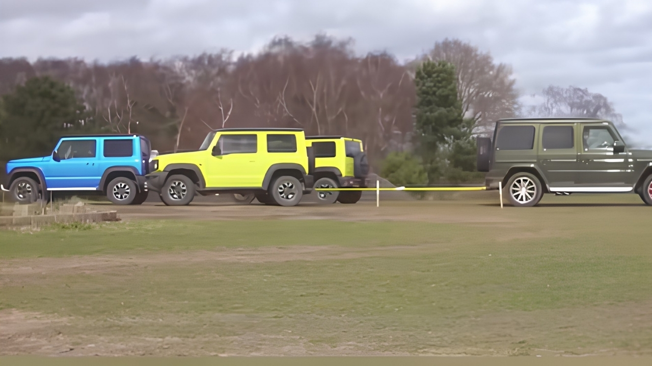 Is it staged? How 3 tiny Suzuki Jimnys overpowered a Mercedes G63