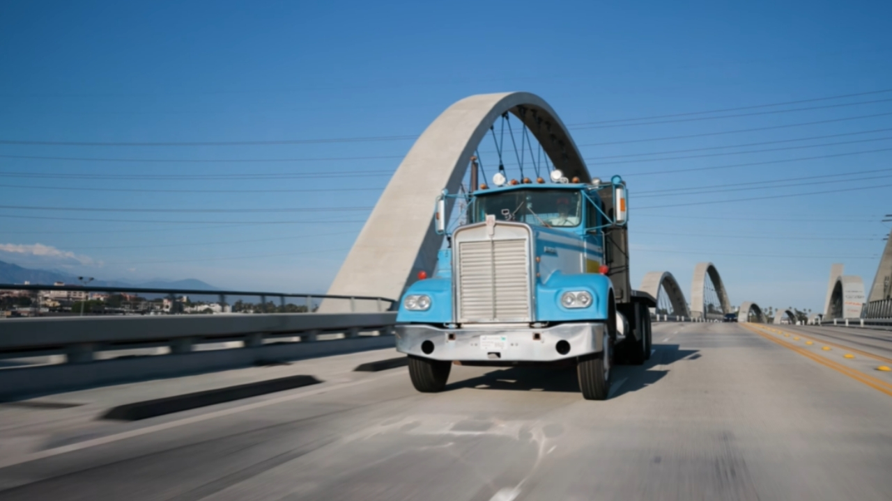 Meet “Old Blue,” the 1969 Kenworth that Big Time and Pabst are giving away for free once it’s restored