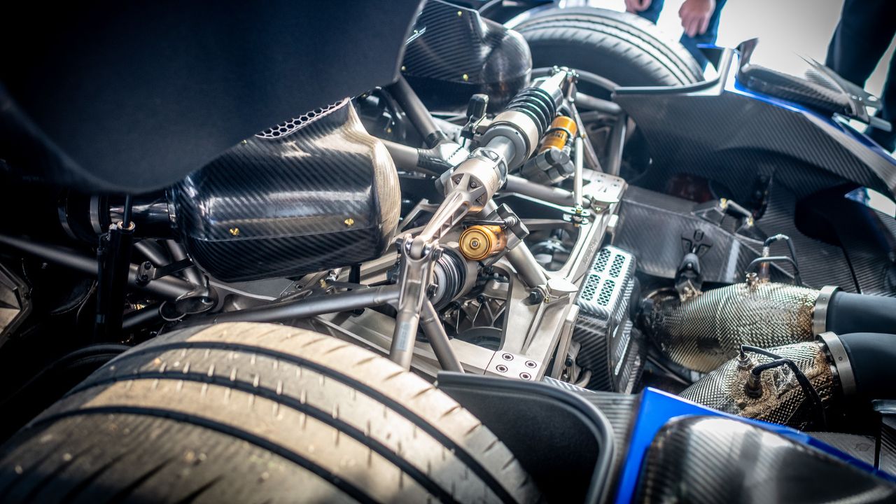Koenigsegg Jesko's 5.0L Twin-Turbo V8