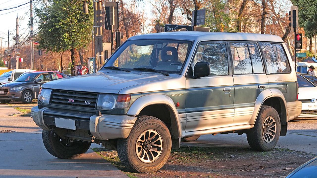 Mitsubishi Montero 1993