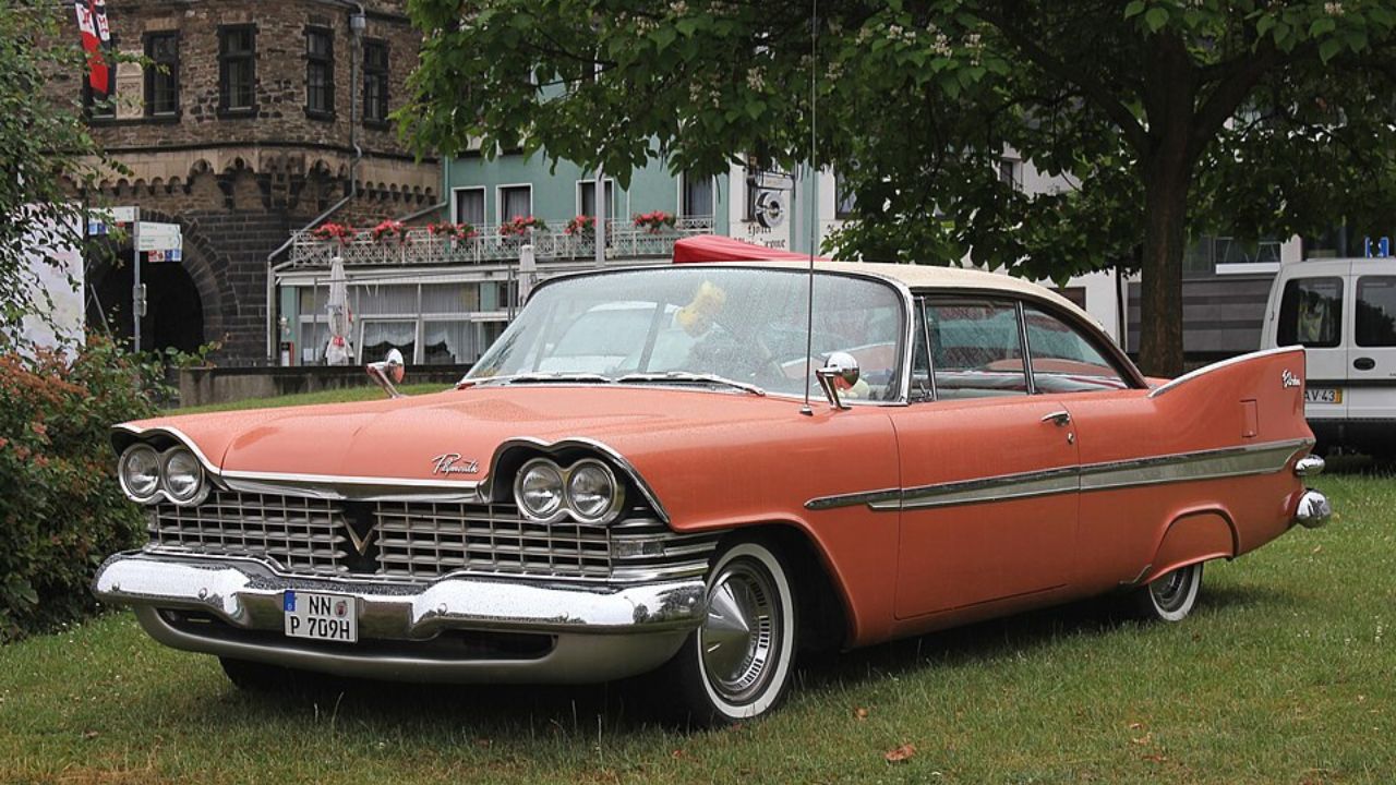 7 cars from the 1950s that remind people why simplicity still matters