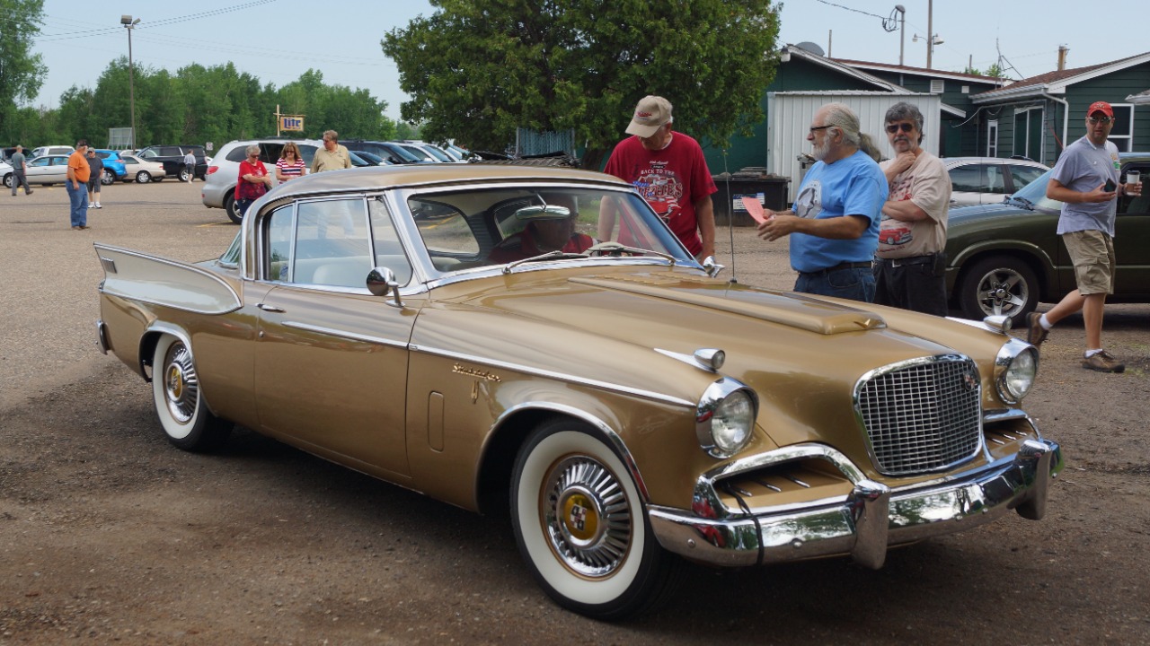 10 automobiles that captured the optimism of the 1950s