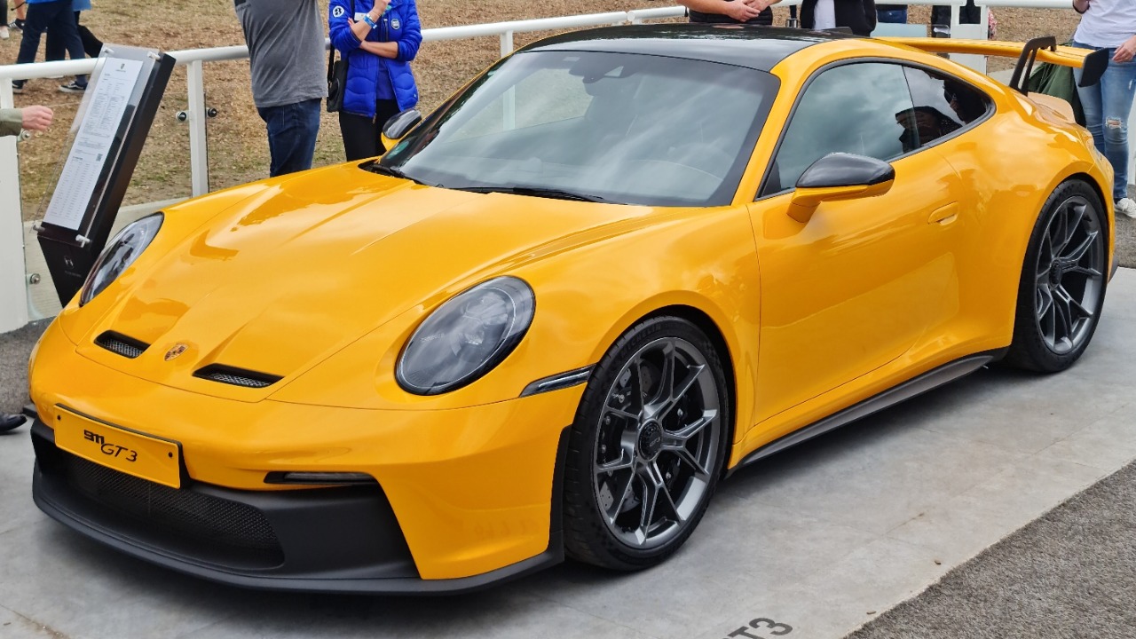8 cars that made people feel successful