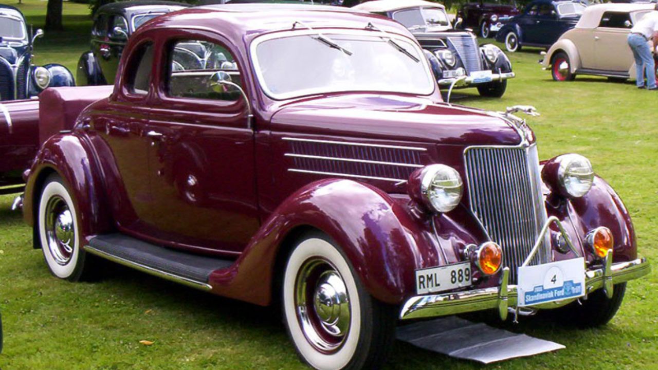 1936 Ford Model 68