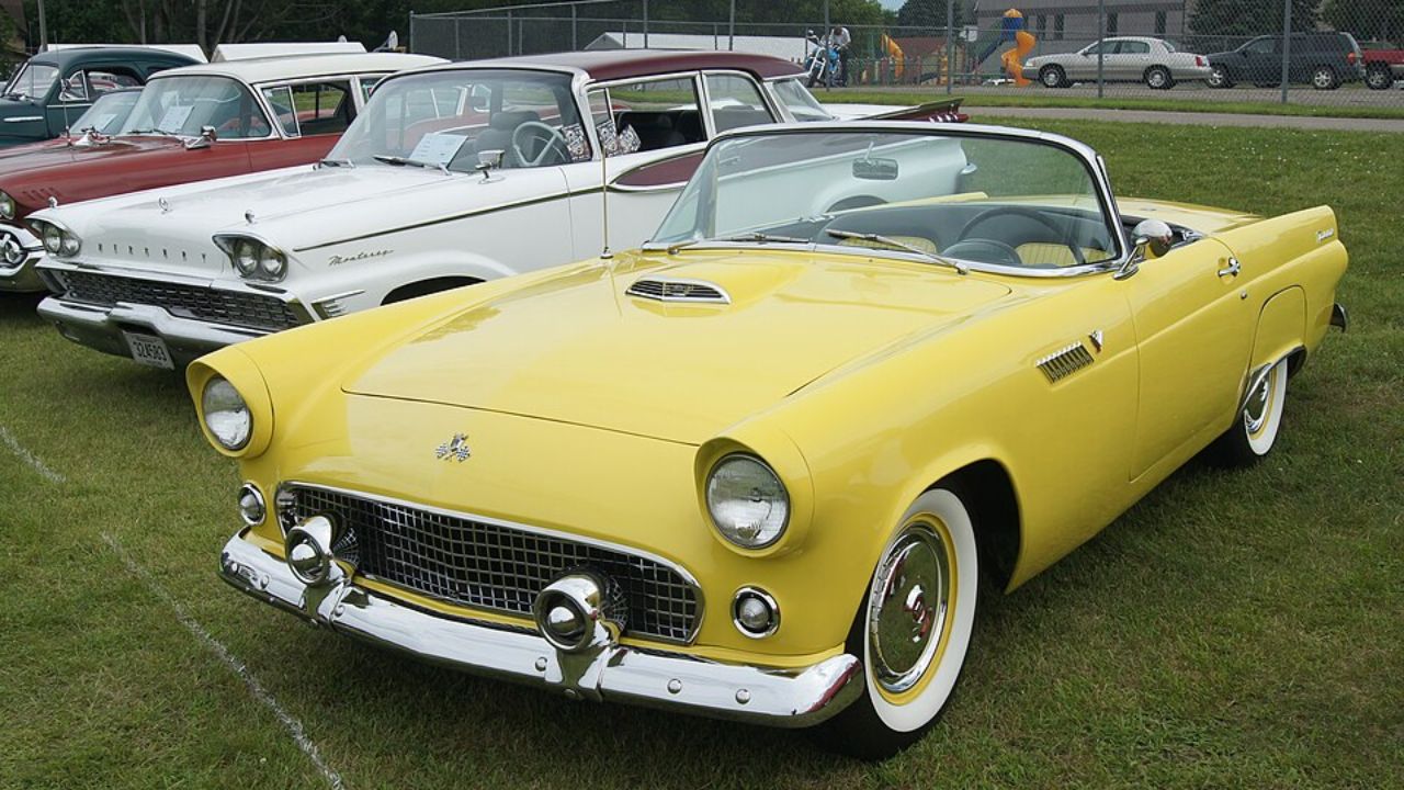 20 roadsters from the 1950s that still feel special