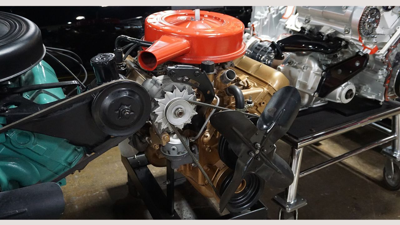 Oldsmobile 330 V8