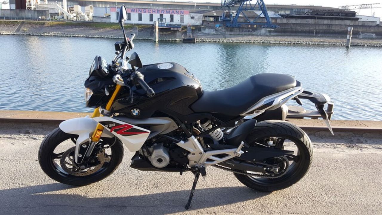 BMW G310R