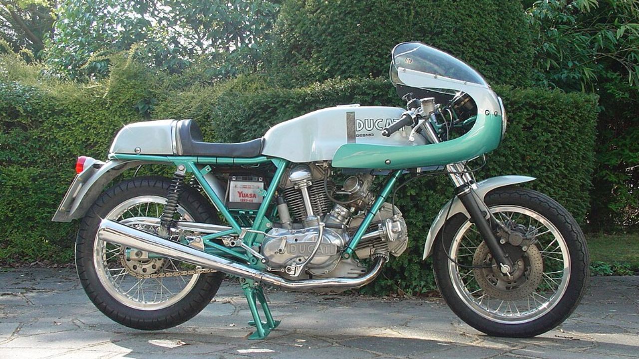 Ducati 750SS