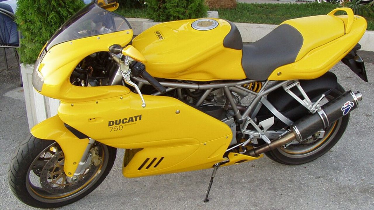 Ducati 751 SS