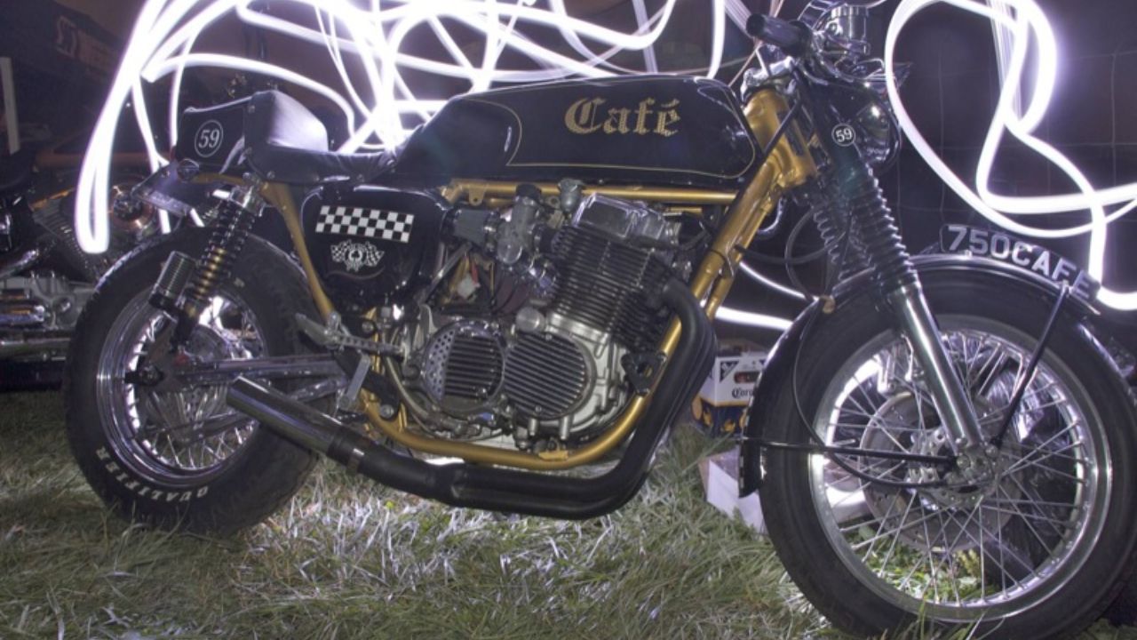 Honda CB750 Cafe Racer 59