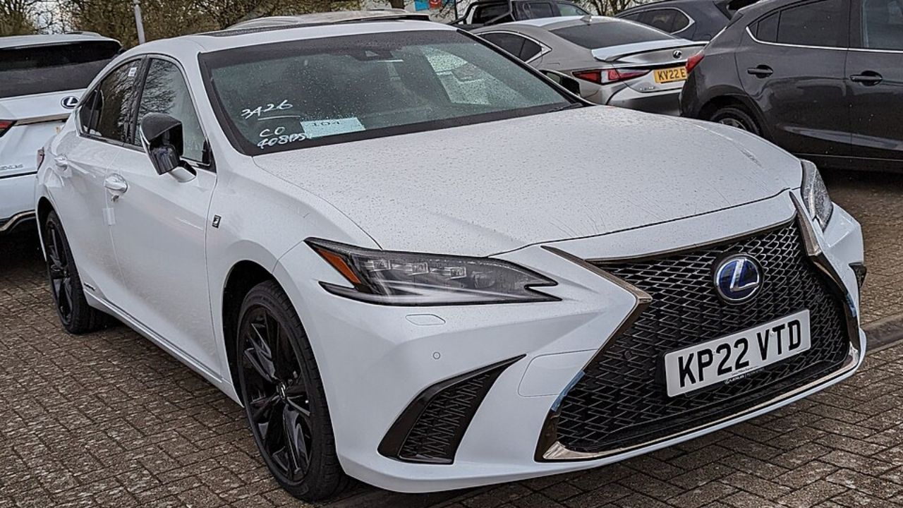 2022 Lexus ES
