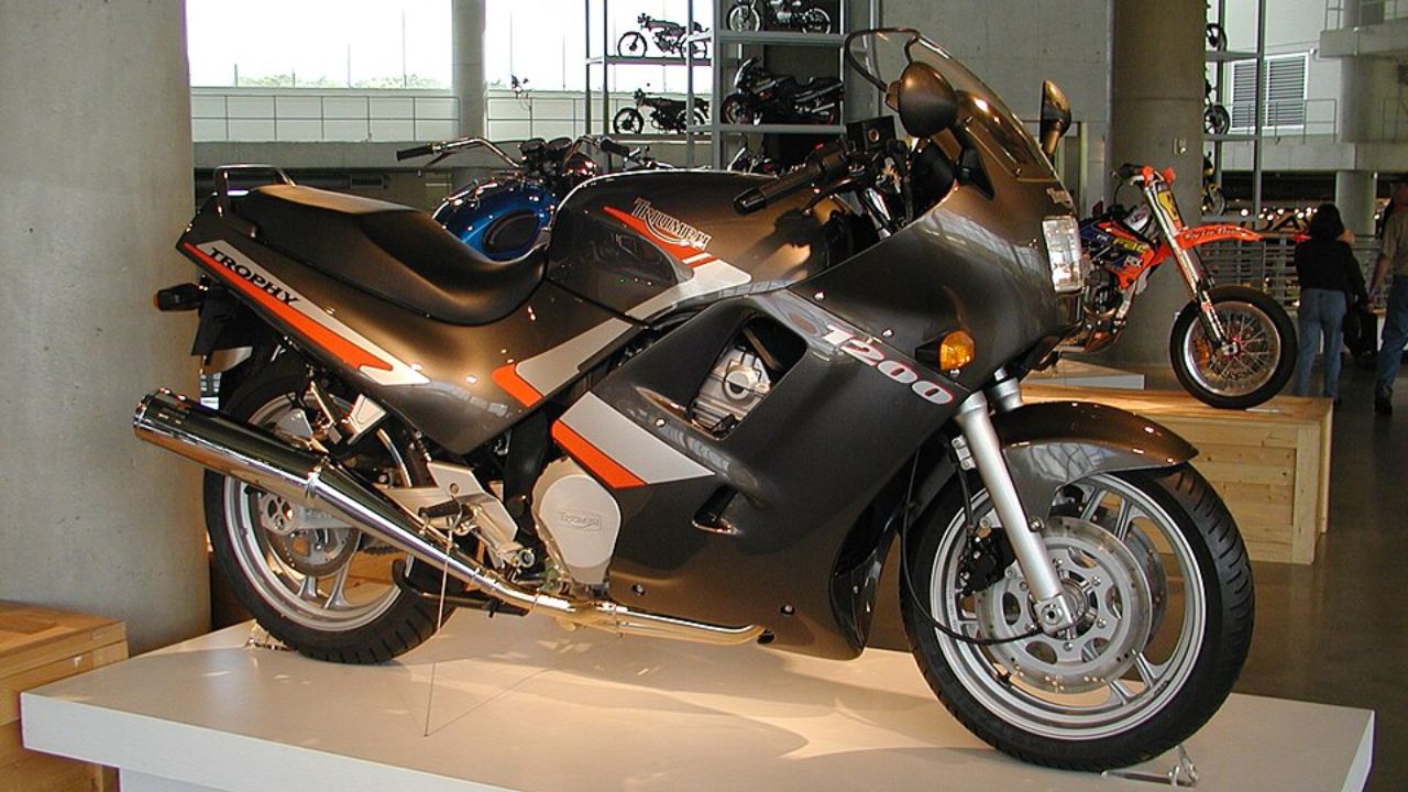 Triumph Trophy 1200