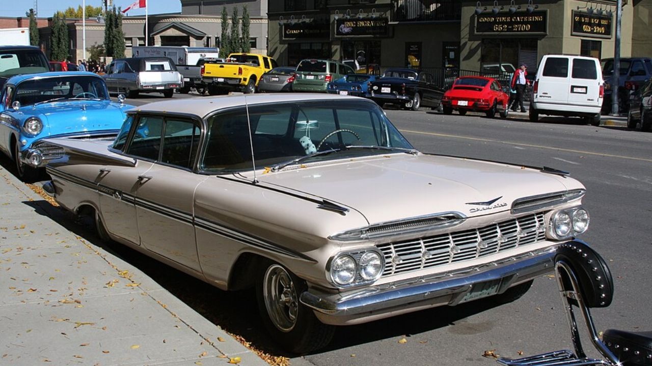 Image Credit: dave_7 from Lethbridge, Canada – 1959 Chevrolet Impala, CC BY 2.0, via Wikimedia Commons