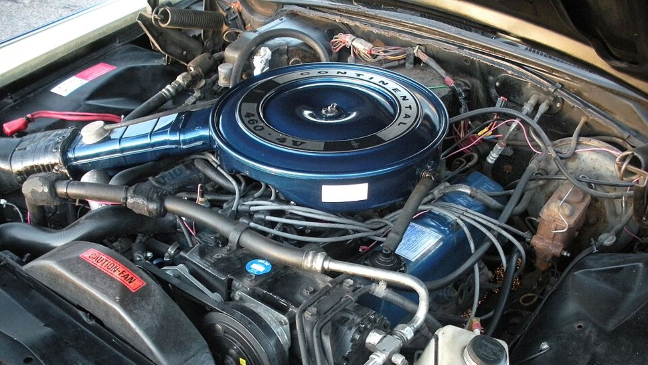 Lincoln 460 V8