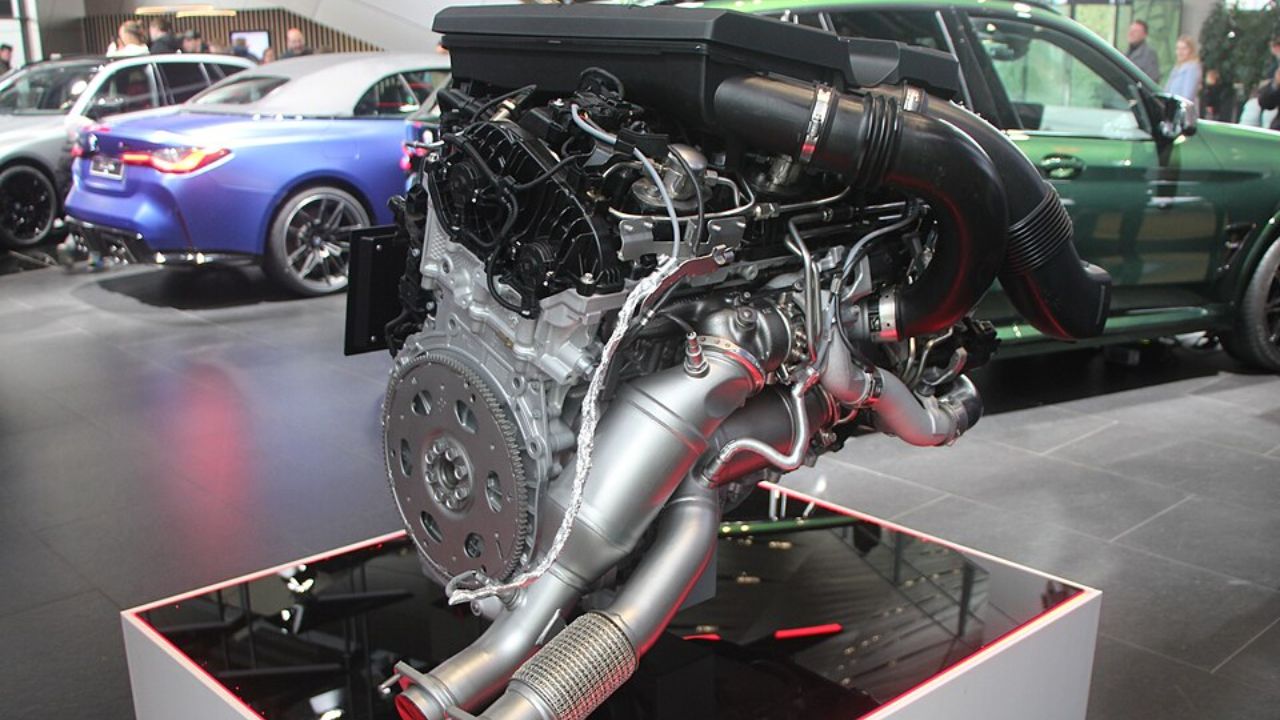 BMW S58 straight-6-engine
