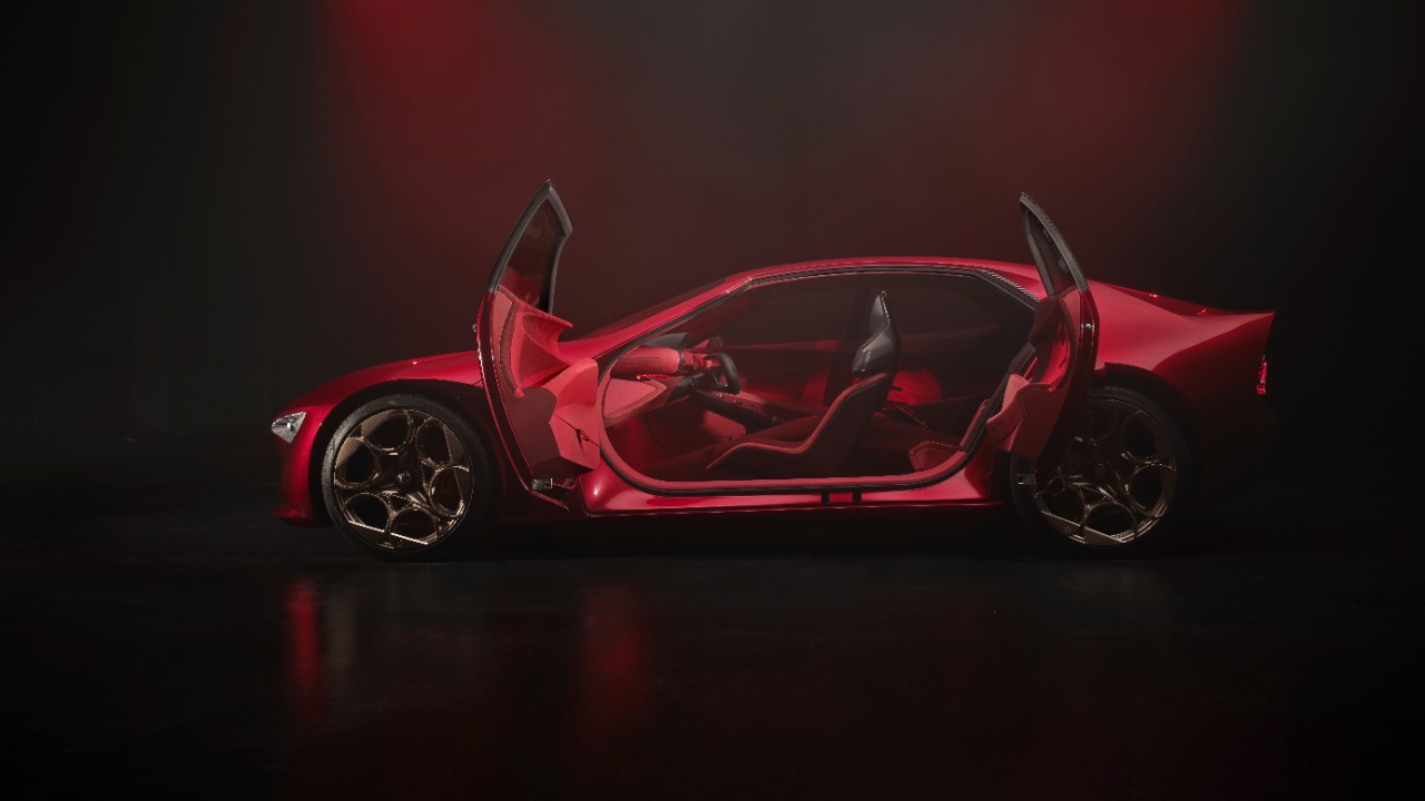 The Alfa Romeo Cuorerosso concept with its doors open