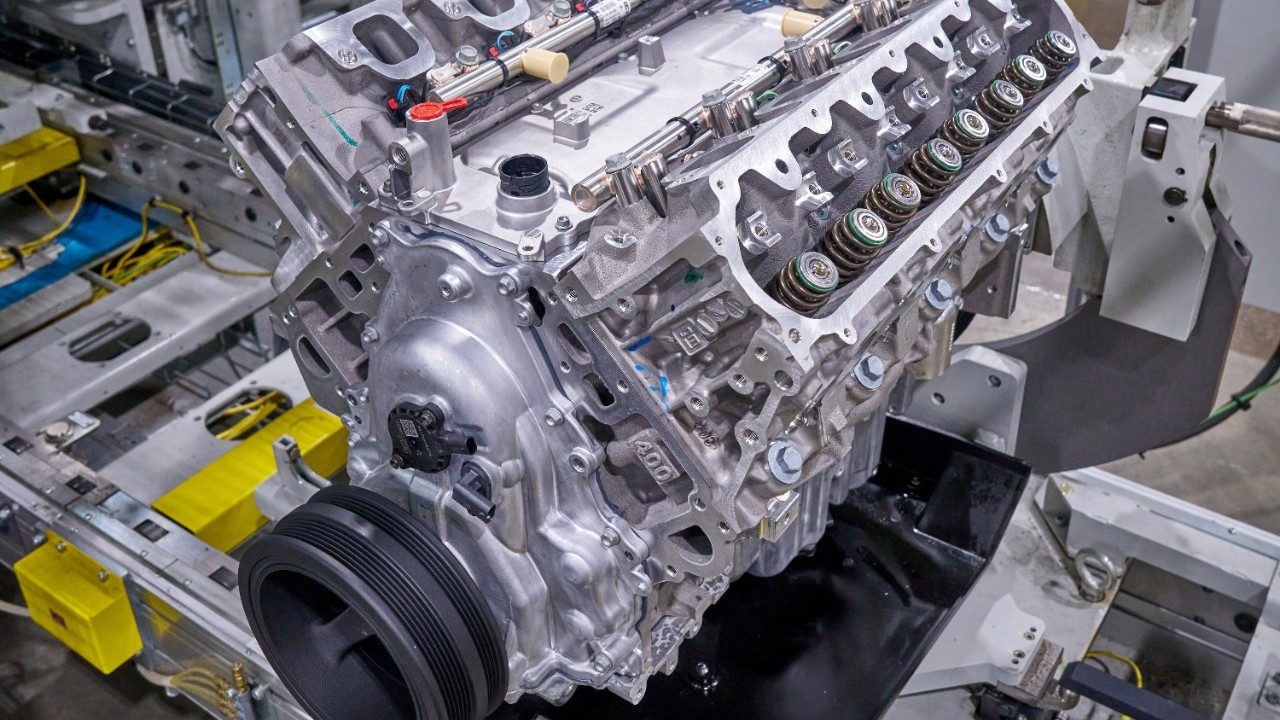 GM sixth-generation small-block V8 during assembly