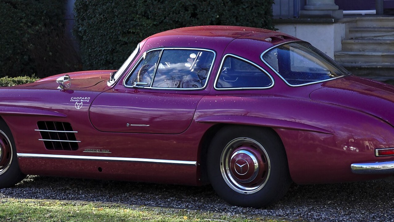 8 Mercedes-Benz SL generations from the 300 SL to today