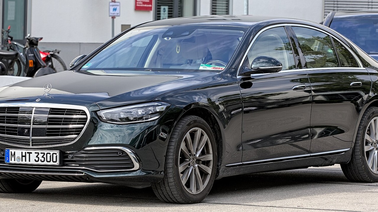 Mercedes recalls 30,064 S-Class sedans, including the AMG S 63 E Performance, for brake hoses that can rupture