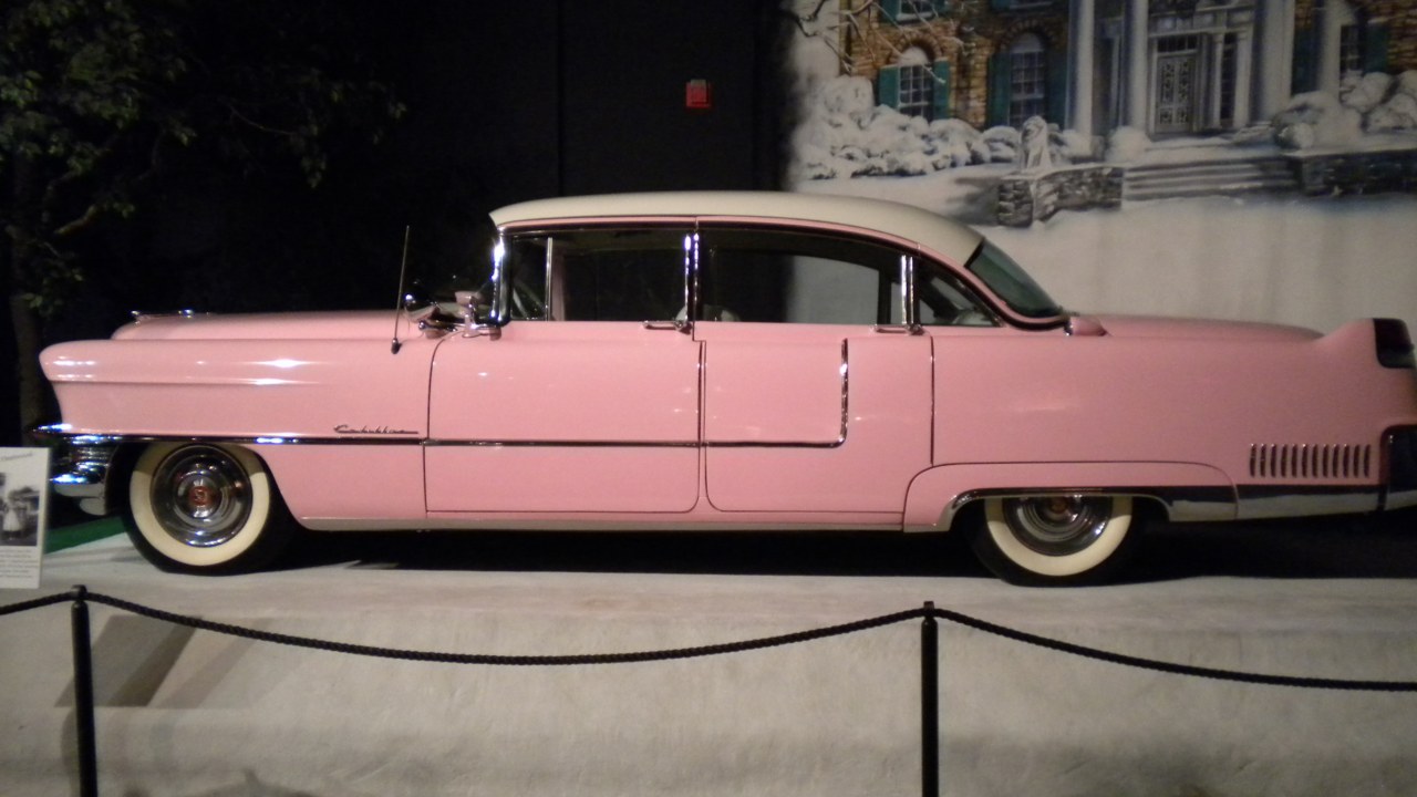 9 Elvis Presley cars in Graceland’s automobile museum, from the pink Cadillac to a Stutz Blackhawk
