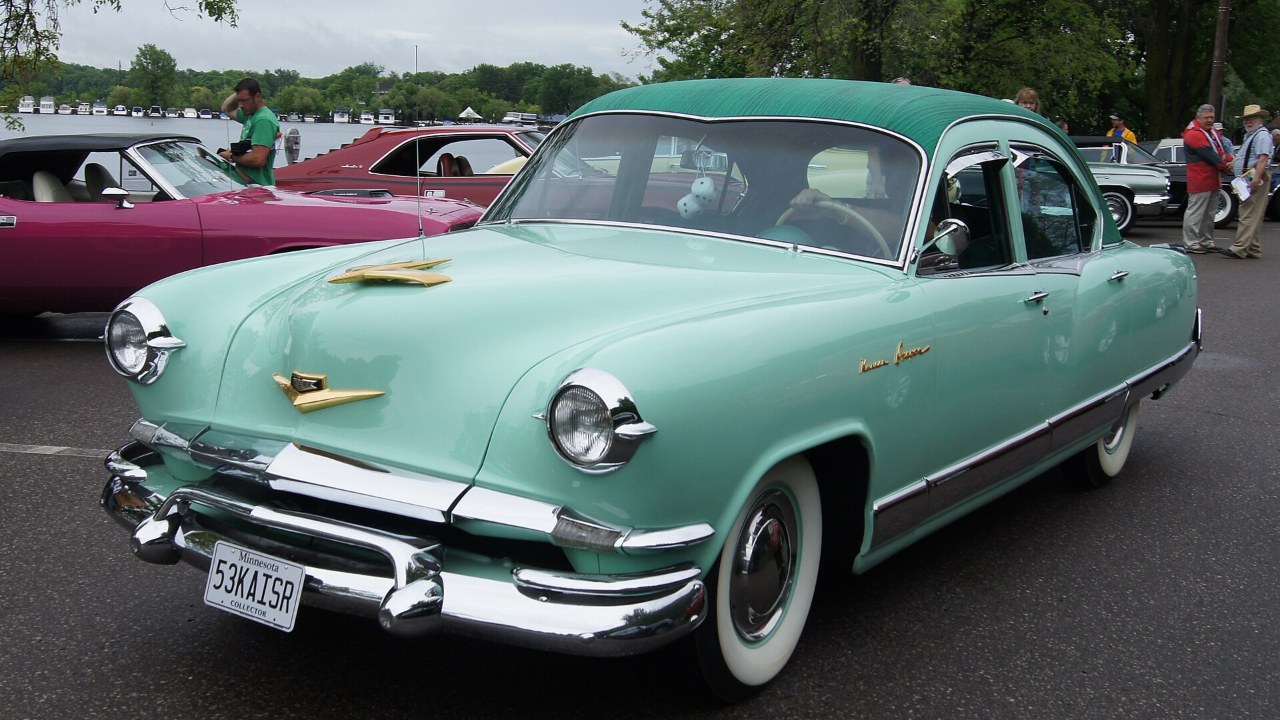 10 cars Kaiser-Frazer built after World War II, from the 1947 Frazer to the Kaiser Darrin