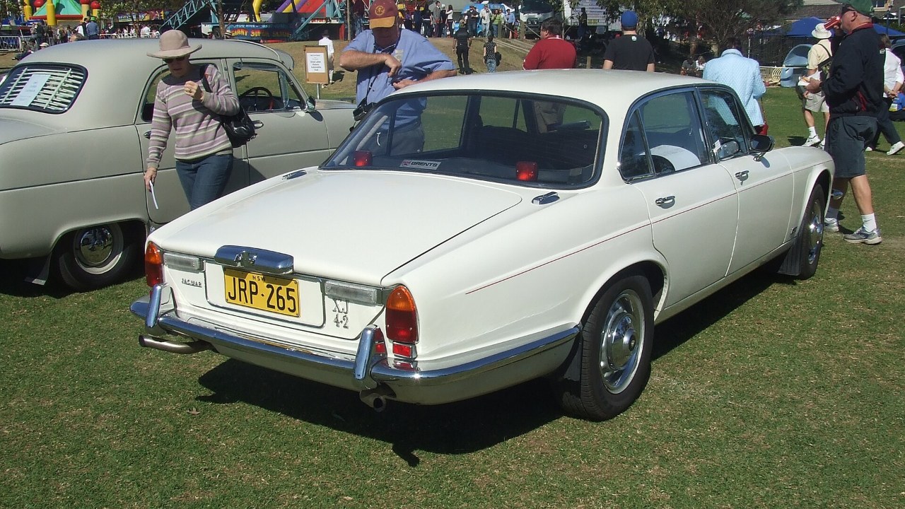 Jaguar XJ6 Series 2