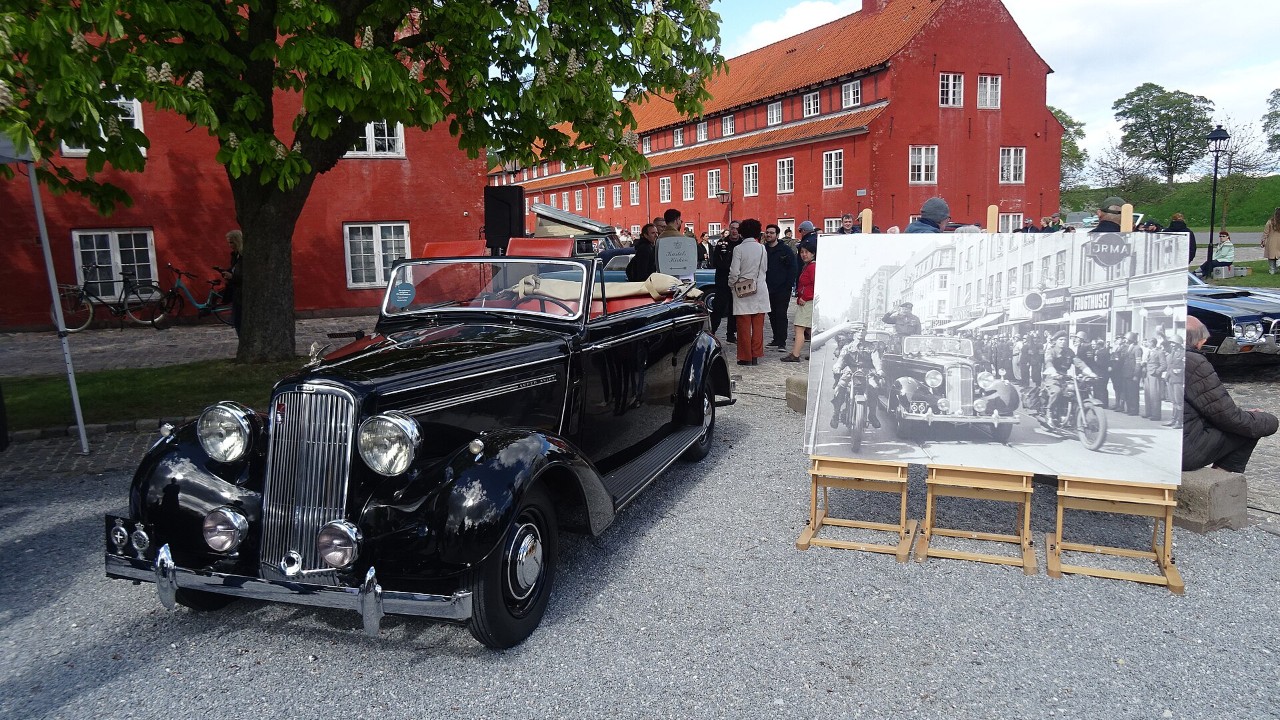 A 1939 Humber Super Snipe in Copenhagen