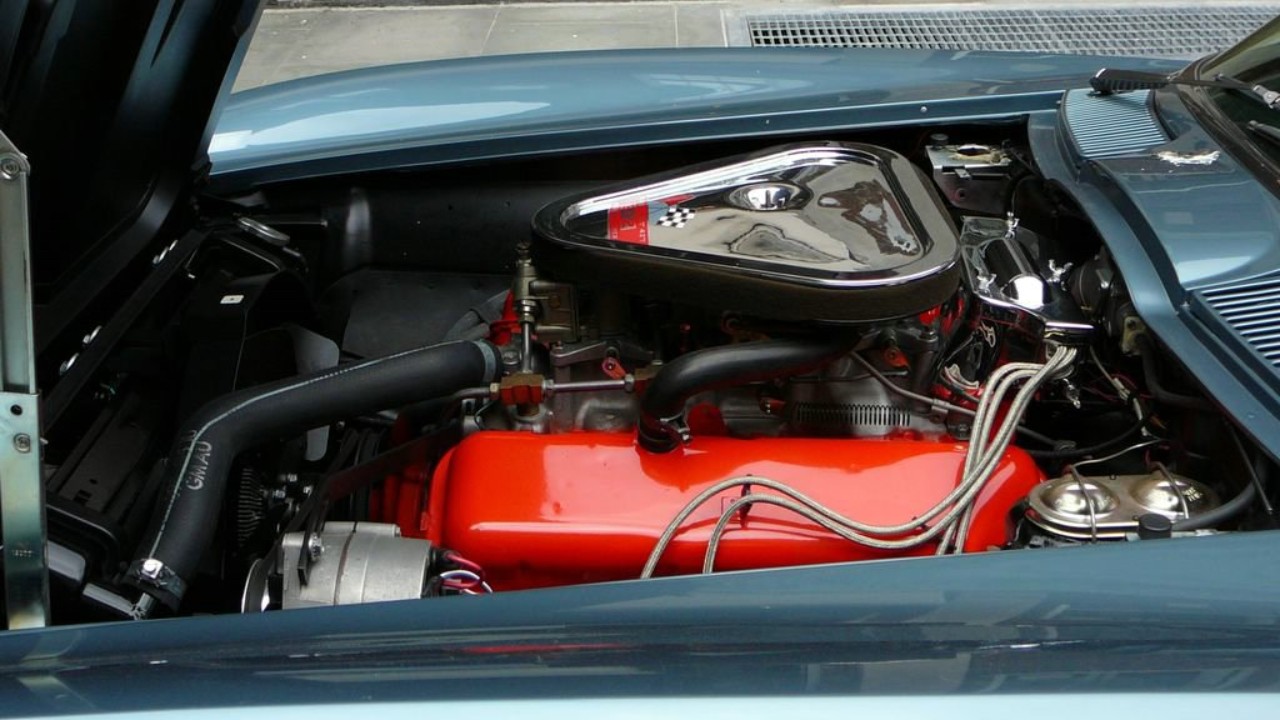 The L89 427 engine in a 1967 Chevrolet Corvette