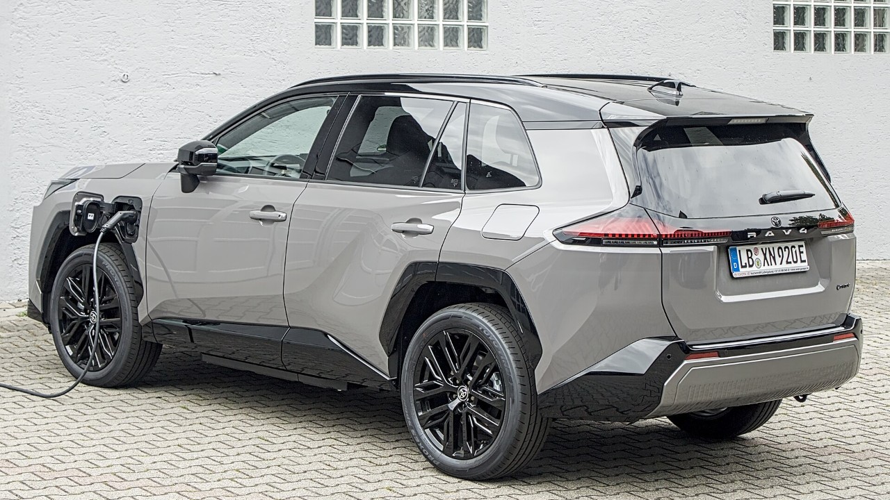 A sixth-generation Toyota RAV4 plug-in hybrid charging, the model in the RAV4 Plug-in Hybrid recall