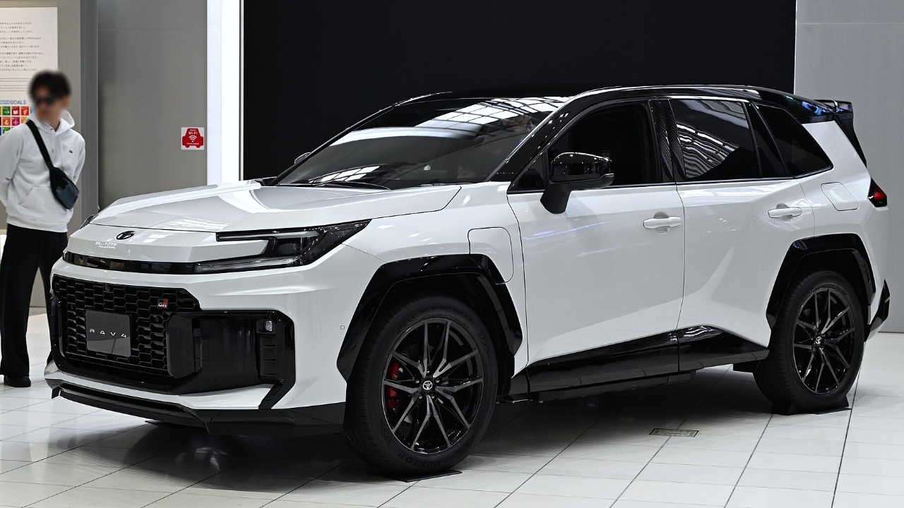 Toyota recalls about 31,000 2026 RAV4 plug-in hybrids whose hybrid system can shut down while driving