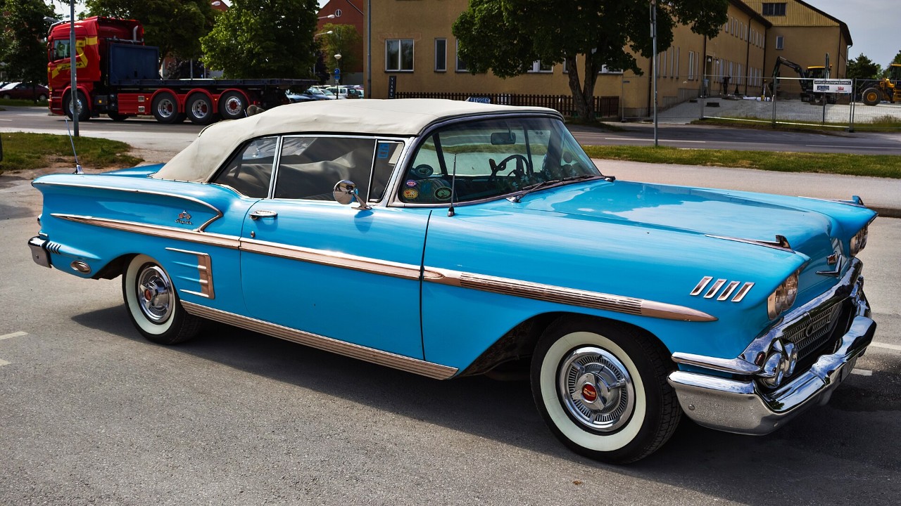 A 1958 Chevrolet Impala, the year Chevrolet offered Level Air