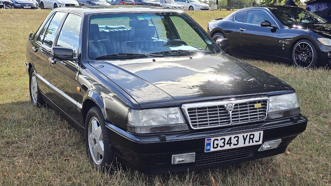 A 1990 Lancia Thema 8.32