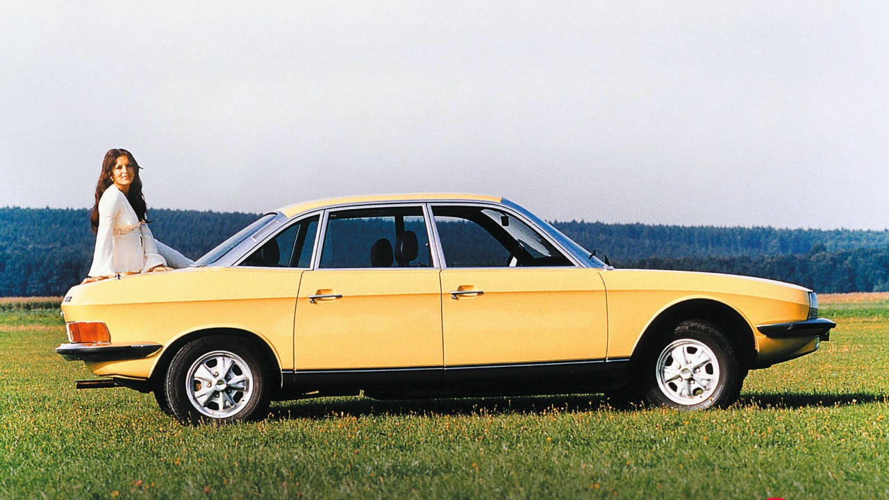 NSU’s Ro 80 had no clutch pedal: its gear lever worked the clutch for a 995 cc twin-rotor Wankel