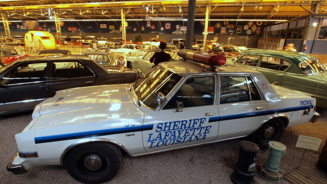 A Dodge Diplomat police car