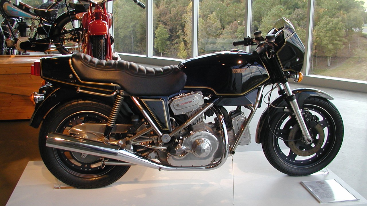 A Hesketh V1000