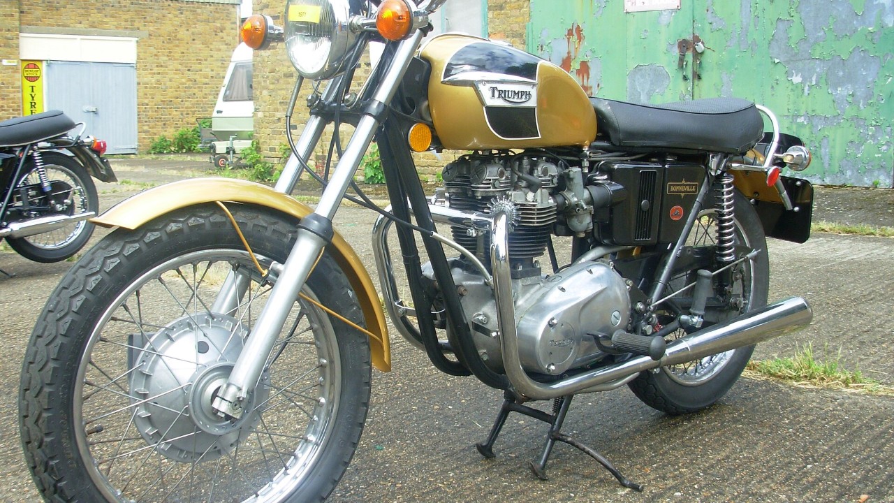 A 1971 Triumph Bonneville T120R