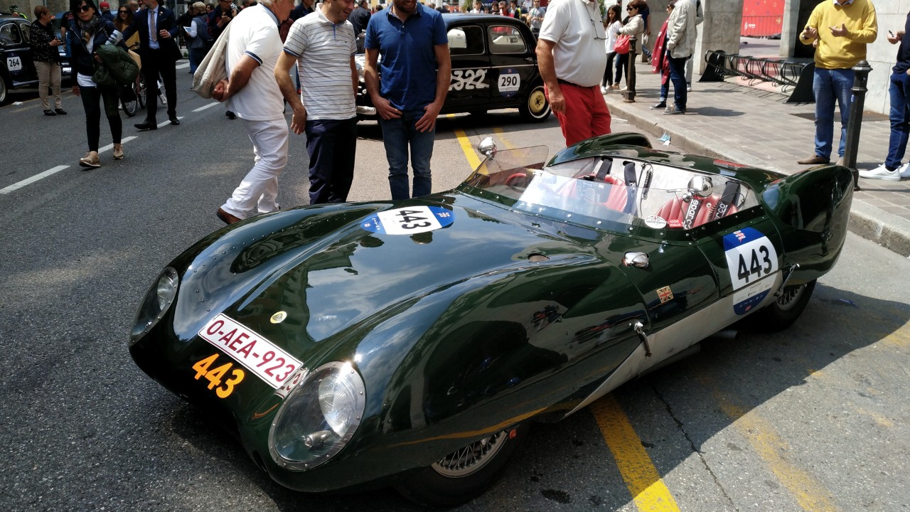 6 forgotten two-seaters that outran everything in their class