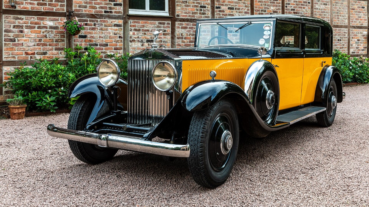 A Rolls-Royce Phantom II