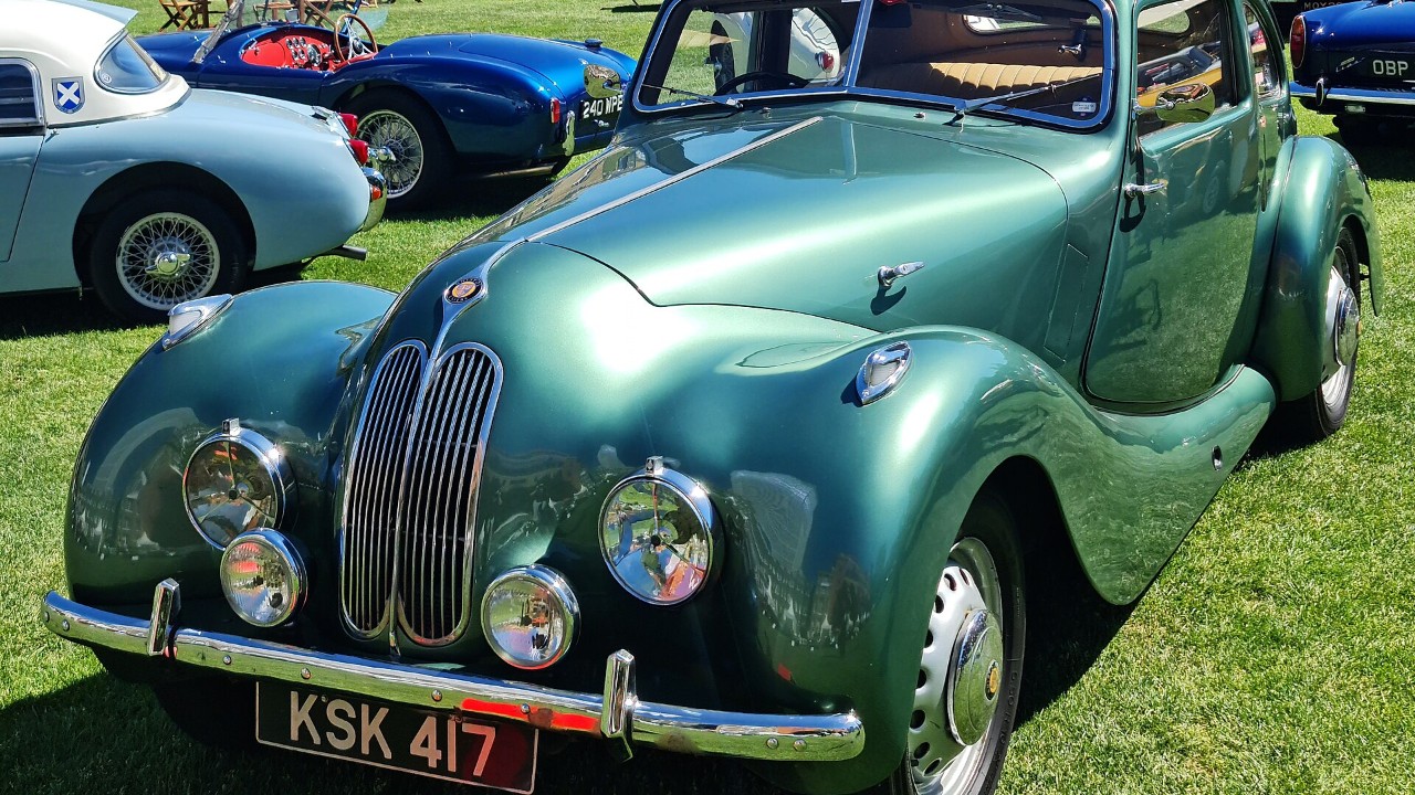 A 1947 Bristol 400