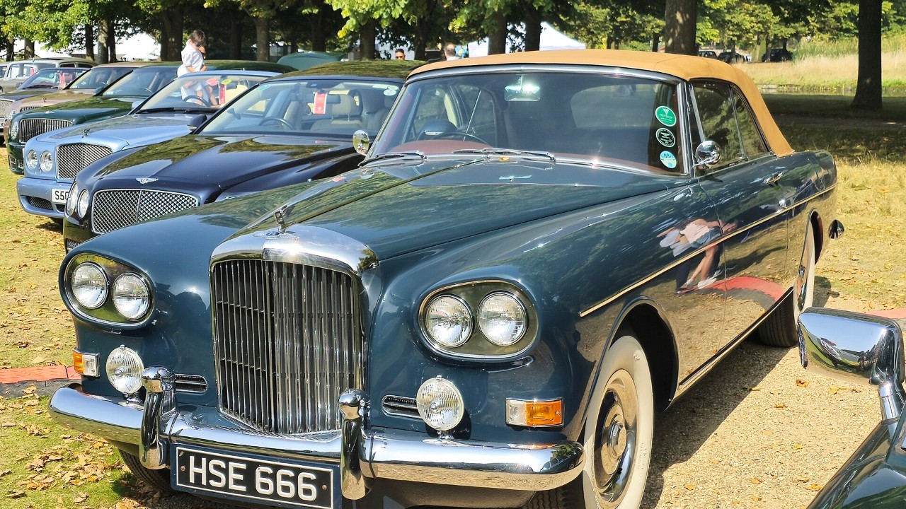 A 1964 Bentley S3 Continental with its four headlamps